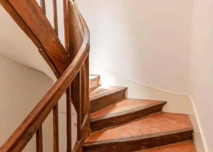 Hypolite 1 Cosy 80 Meters From The Port Of 2 Guest